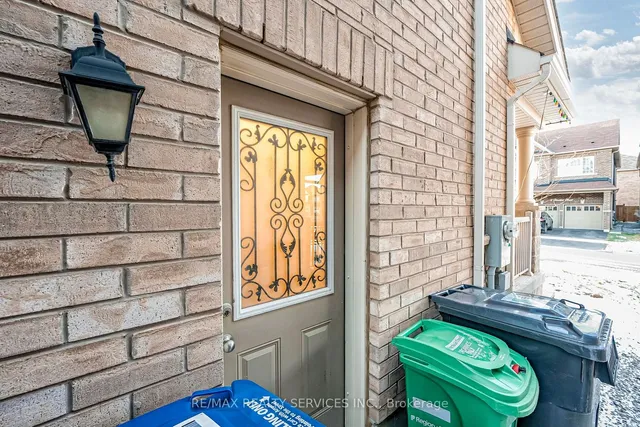 Additional image 37 of 5 Sinatra St