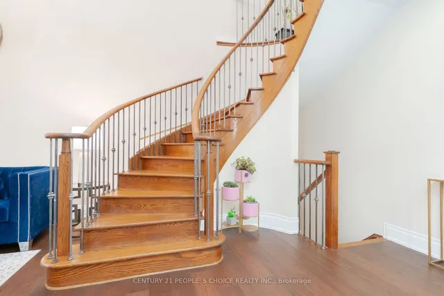 Additional image 20 of 39 Huntspoint Dr