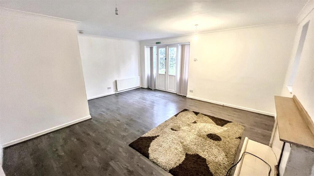 Additional image 19 of Yardley Wood Road, Moseley