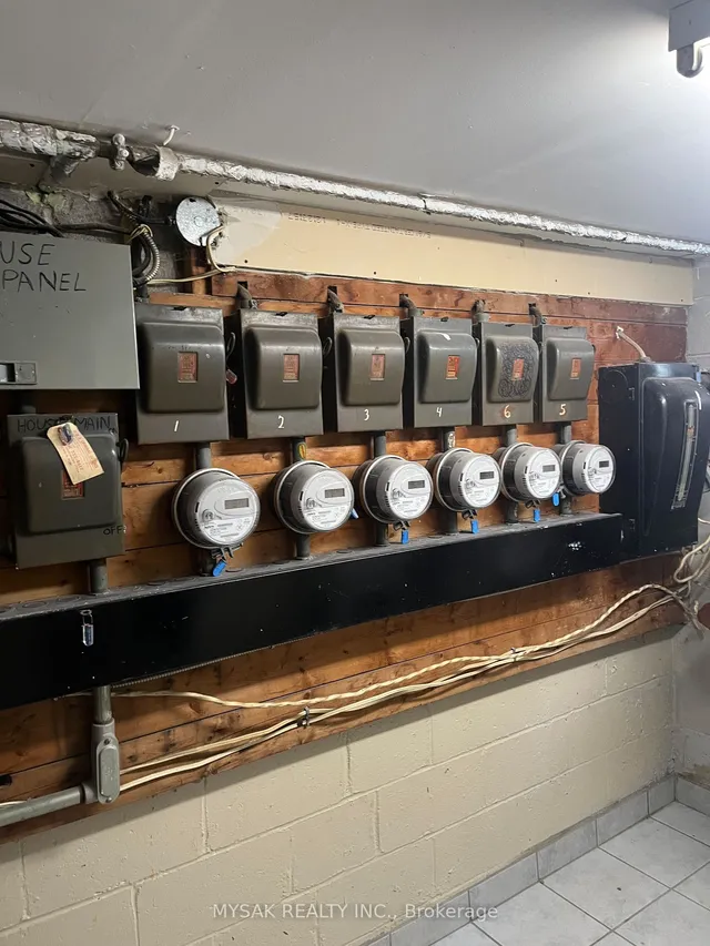 Additional image 12 of 2342 King St