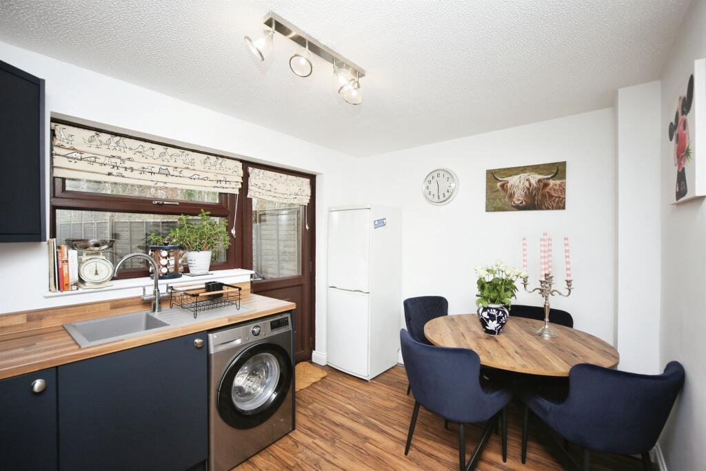 Additional image 5 of Avonbank Close, Redditch