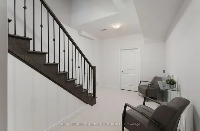 Additional image 37 of 3173 Millicent Ave