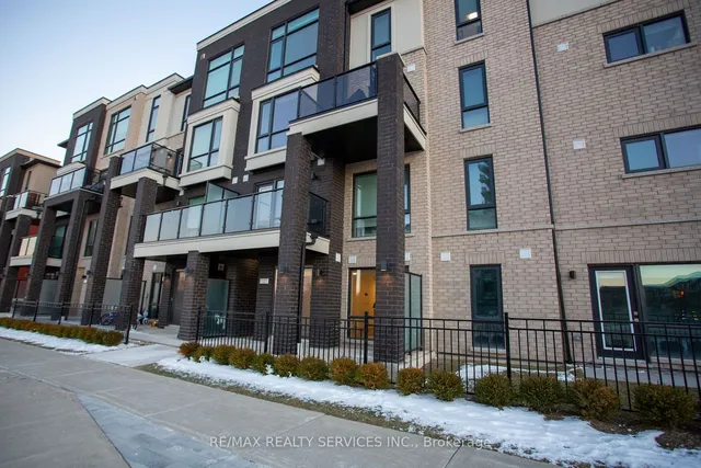 Additional image 36 of 185 Veterans Dr Unit 3