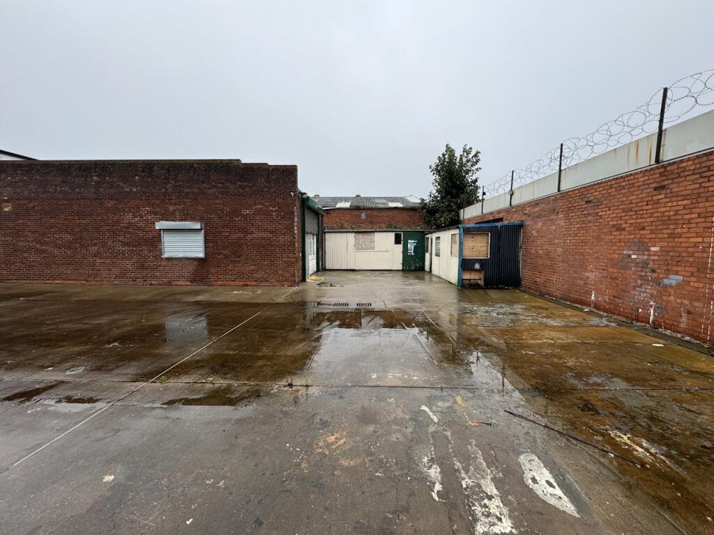 Additional image 5 of Central House, Lyng Lane, West Bromwich, B70 7RW