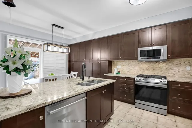 Additional image 11 of 63 Fowler Dr