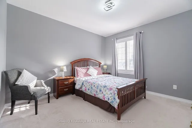 Additional image 29 of 1388 Connaught Terr