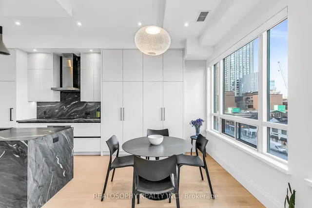 Additional image 8 of 102 Bloor St Unit 503