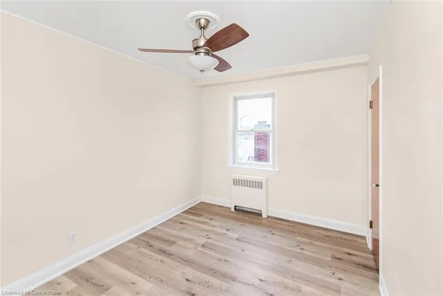 Additional image 13 of 802 King St Unit 5