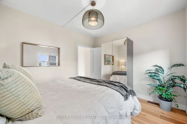 Additional image 28 of 103 Manning Ave