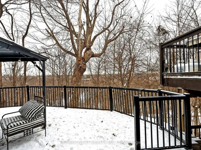 Additional image 30 of 120 Hadrian Dr