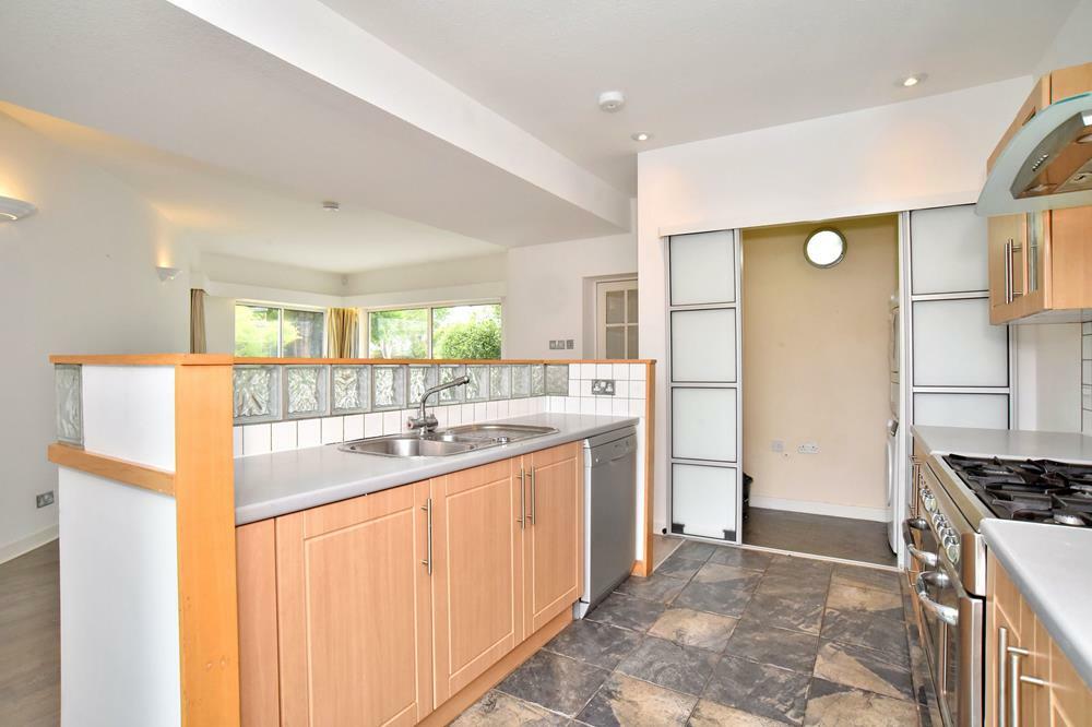 Additional image 14 of Newlands Crescent, Aberdeen, AB10