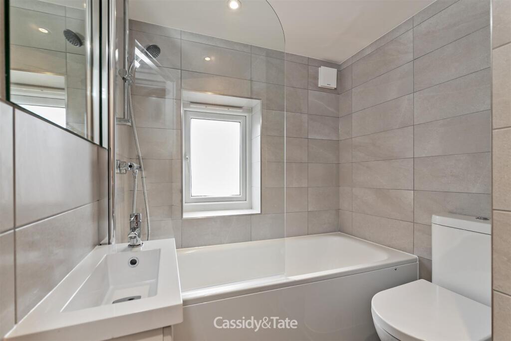 Additional image 11 of Victoria Road, Harpenden