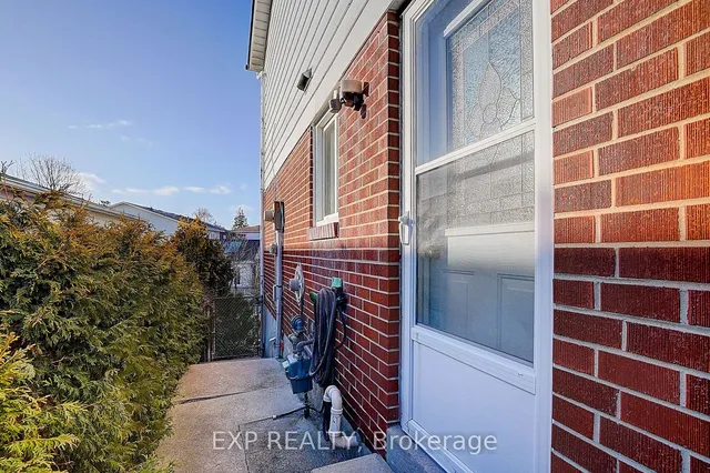 Additional image 3 of 11 Micmac Cres
