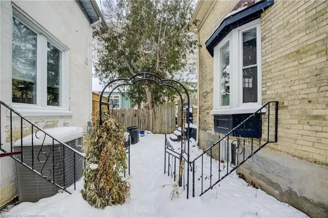 Additional image 44 of 2 Hilda Pl