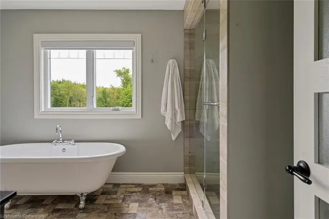 Additional image 19 of 1371 10th Concession Road West