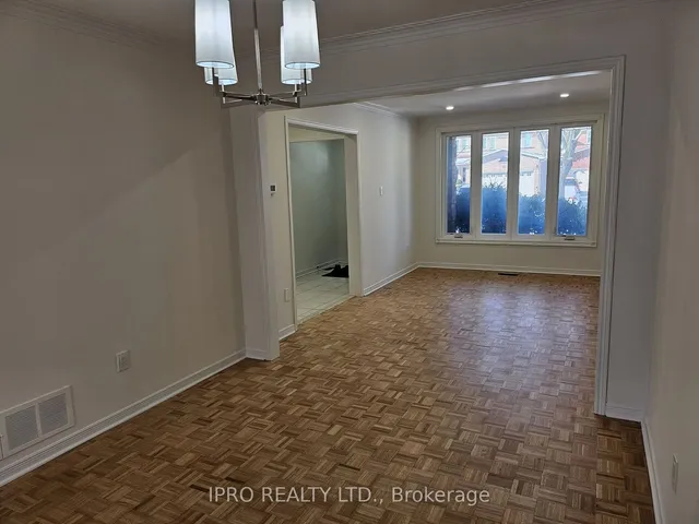 Additional image 13 of 23 Woodlot Cres