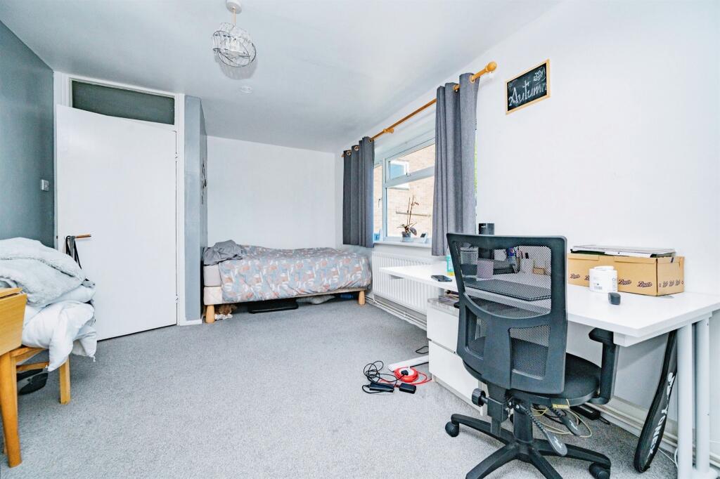 Additional image 15 of Hollybush Lane, Welwyn Garden City