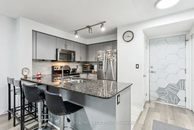 Additional image 8 of 80 Esther Lorrie Dr Unit 803