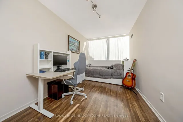 Additional image 11 of 2 Valhalla Inn Rd Unit 215