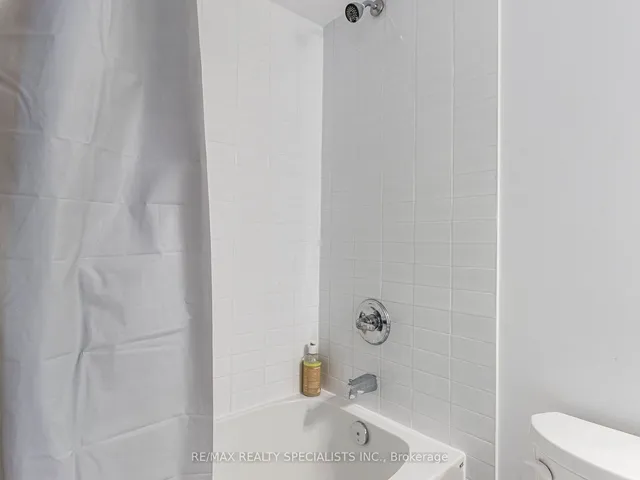 Additional image 34 of 195 Veterans Dr Unit 16