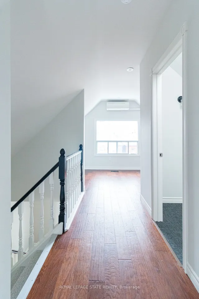 Additional image 25 of 38 Fairleigh Ave