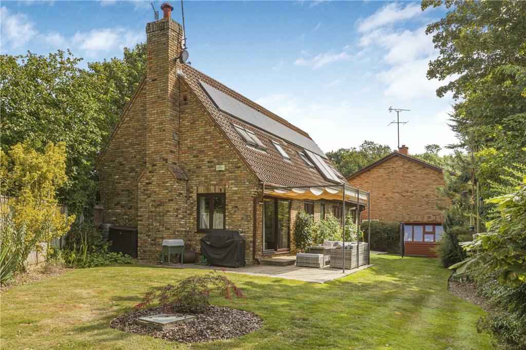 Additional image 21 of Cubitts Close, Digswell, Hertfordshire, AL6