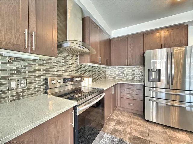 Additional image 11 of 82 Castlebay St