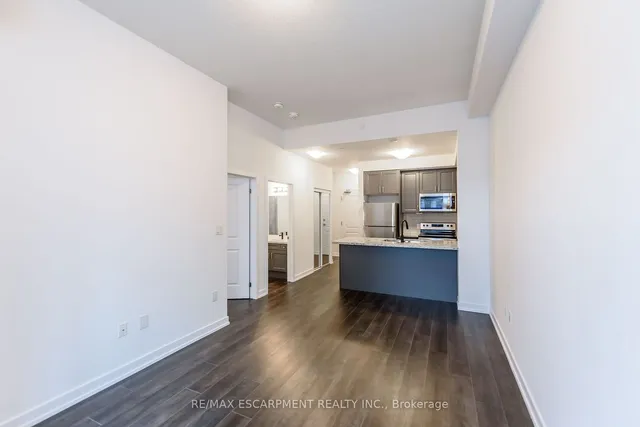 Additional image 12 of 450 Dundas St Unit 518