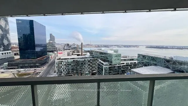 Additional image 20 of 15 Queens Quay Unit 2009