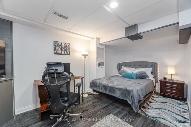 Additional image 35 of 1071 Kennedy Circ