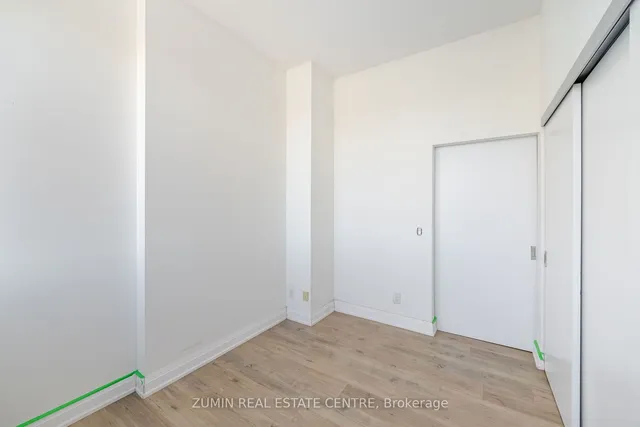 Additional image 16 of 8 Charlotte St Unit 3502