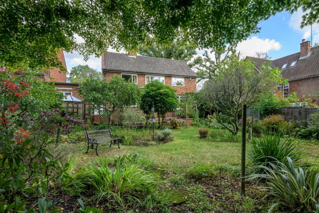 Additional image 42 of Woodland Rise, Welwyn Garden City, AL8