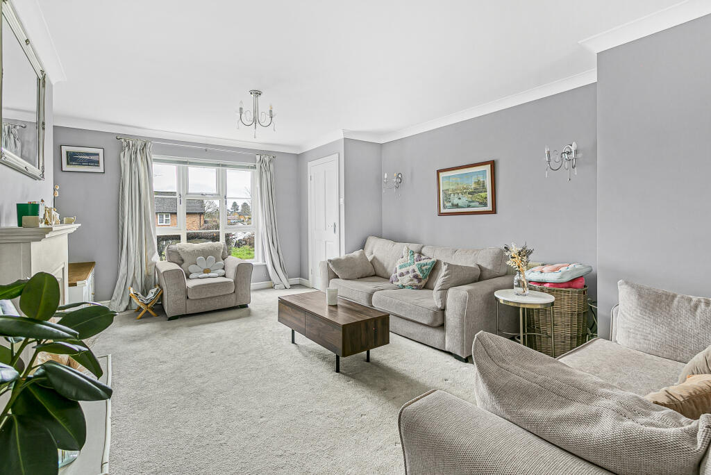 Additional image 4 of Knightsfield, Welwyn Garden City, Hertfordshire, AL8