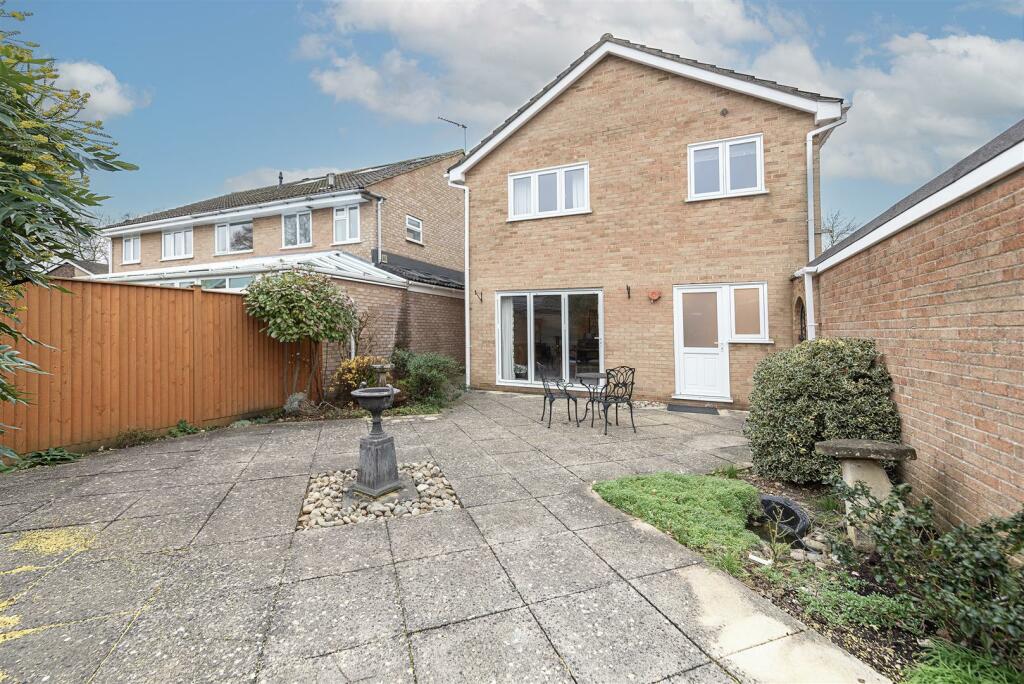 Additional image 11 of Alzey Gardens, Harpenden