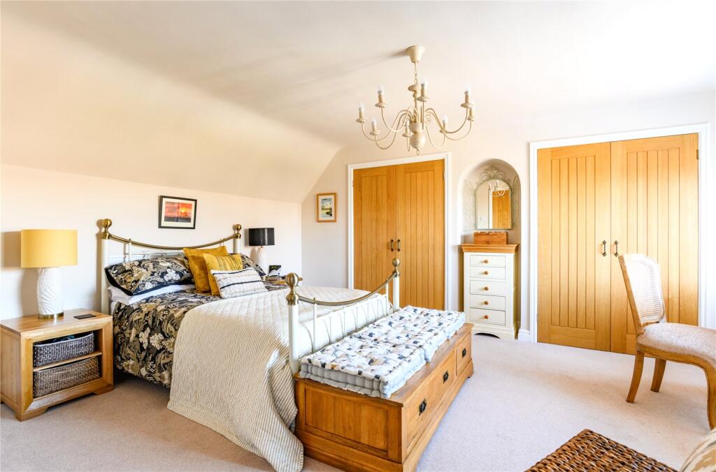 Additional image 31 of Lanhams Close