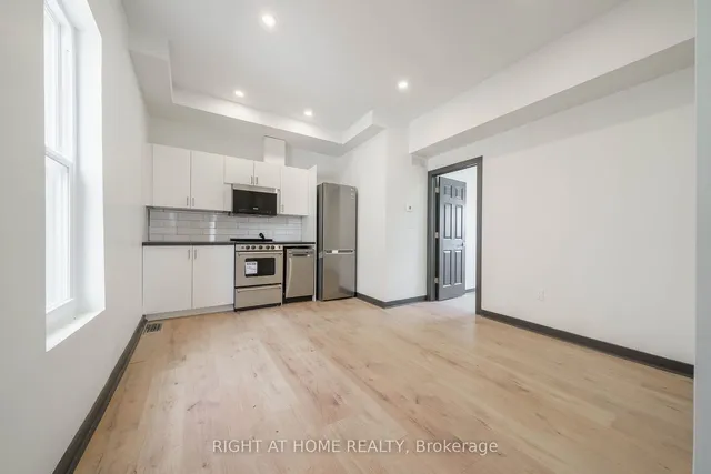 Additional image 31 of 32 Britannia Ave