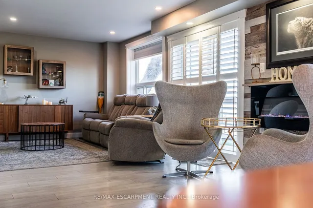 Additional image 5 of 735 Beach Blvd