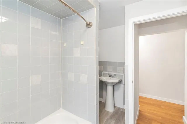 Additional image 27 of 583 John Street St