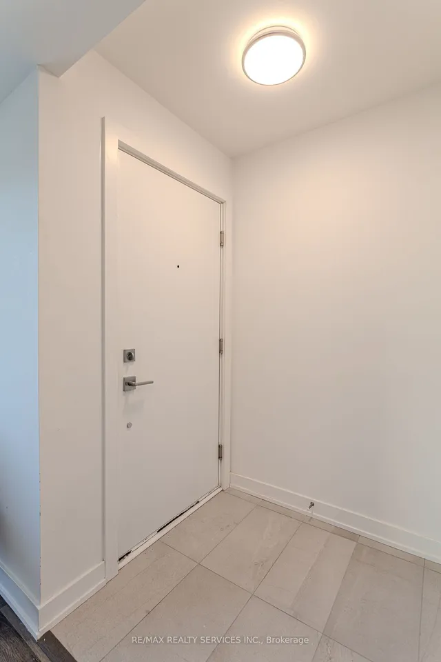 Additional image 11 of 185 Veterans Dr Unit 3