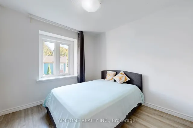 Additional image 29 of 566 Sandhurst Circ