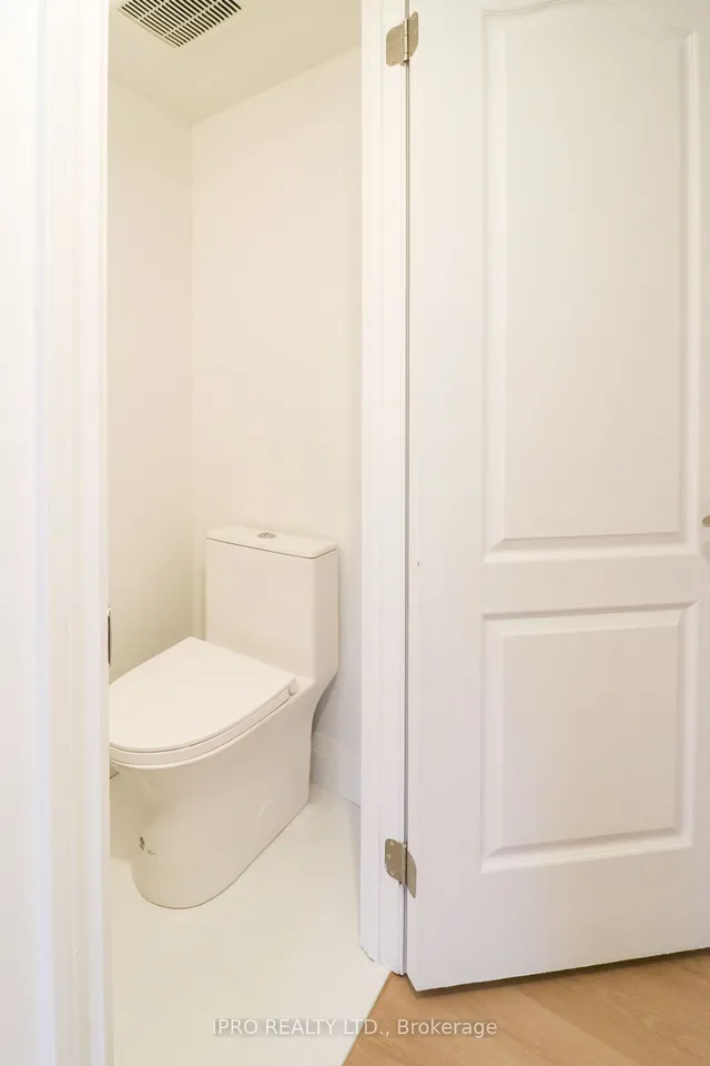 Additional image 9 of 3 Shank St Unit 304