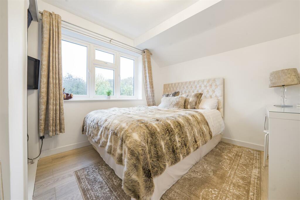 Additional image 12 of Maplefield Park Street, St. Albans