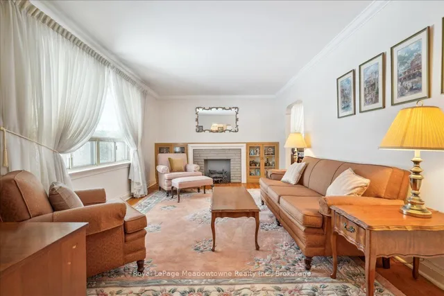 Additional image 8 of 21 Shaver Ave