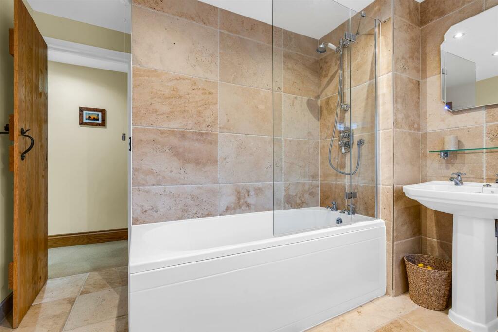 Additional image 22 of Tewin Hill, Tewin, Welwyn