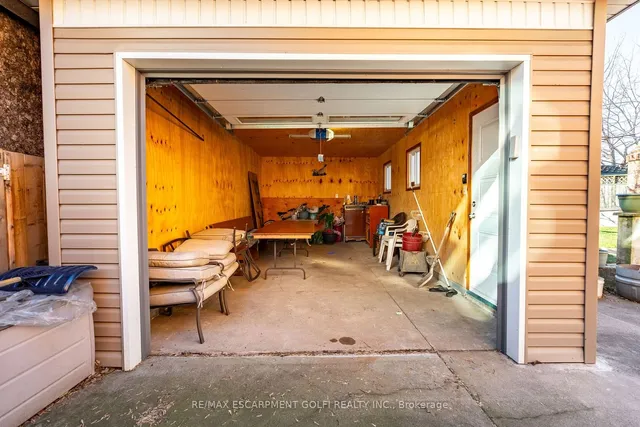 Additional image 35 of 222 Wood St