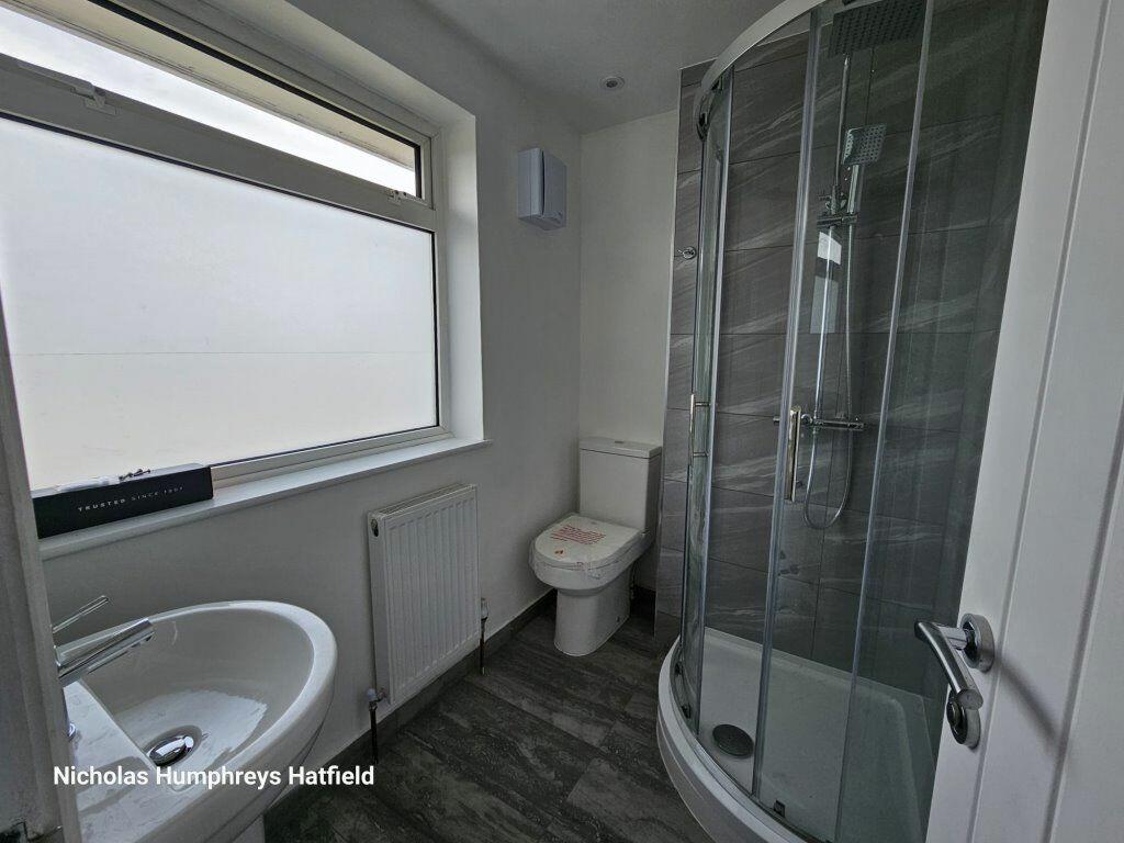 Additional image 6 of De Havilland Close