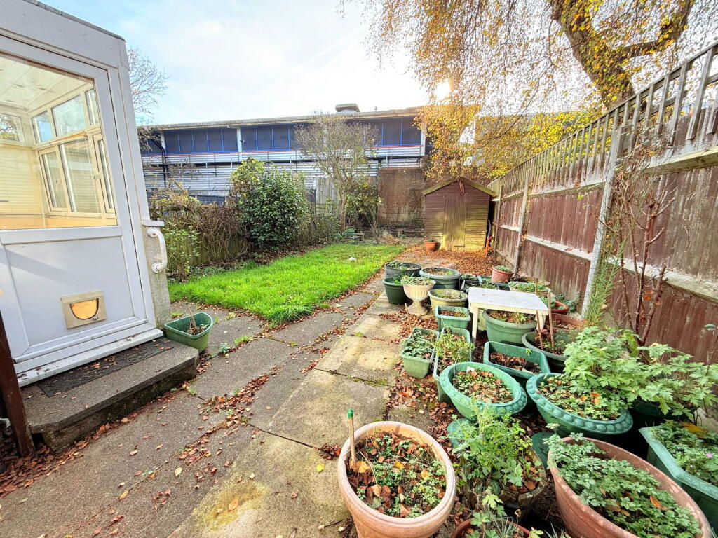 Additional image 15 of Astley Walk, Shirley