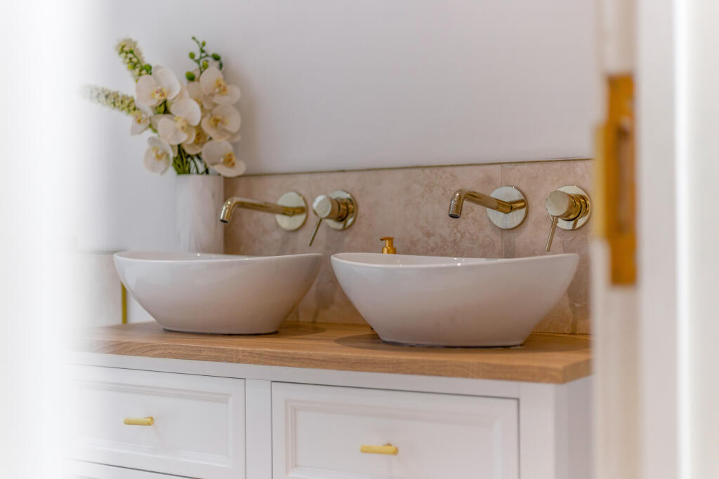 Additional image 16 of Bloomfield Road, Bath, BA2