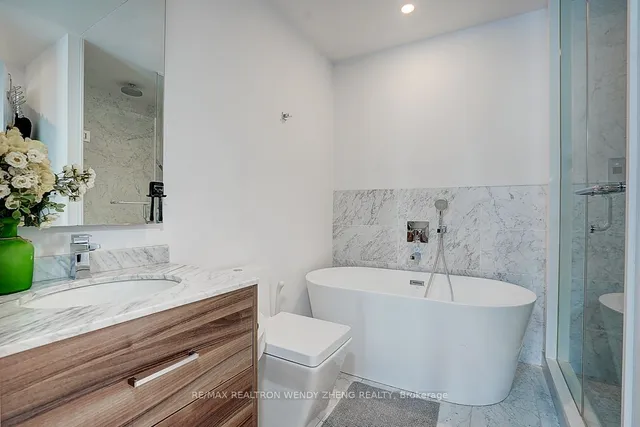 Additional image 21 of 488 University Ave Unit 2012