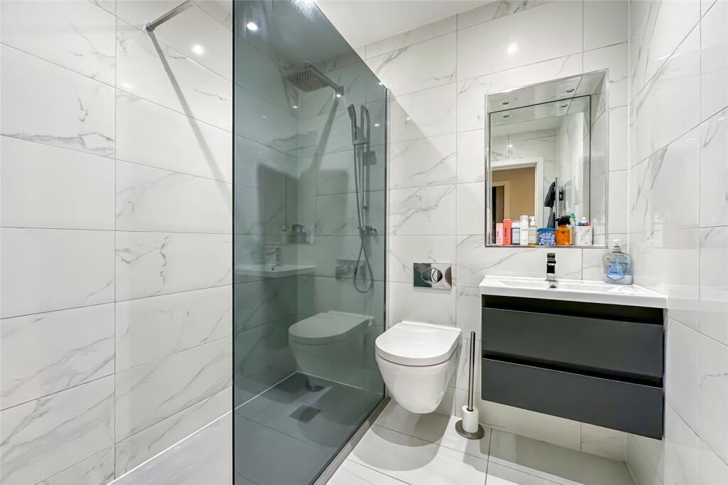 Additional image 8 of St Margarets Court, Cross Way, Harpenden, Hertfordshire, AL5